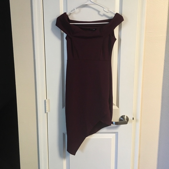 🔥FashionNova Plum Asymmetrical Dress - Picture 7 of 7